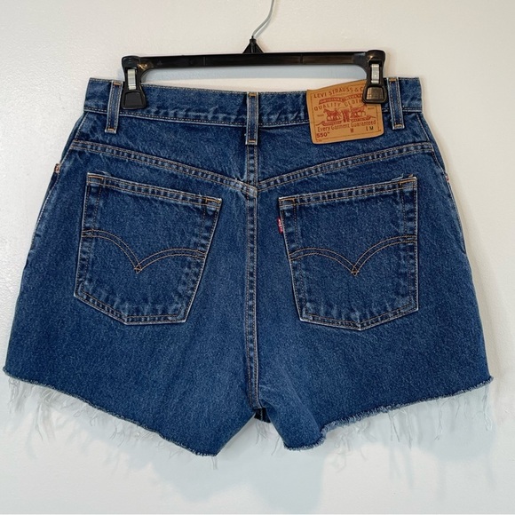 VINTAGE LEVIS 550 Hi Waist Cut Off Denim Shorts - Picture 2 of 12